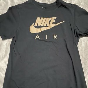 Nike tshirt